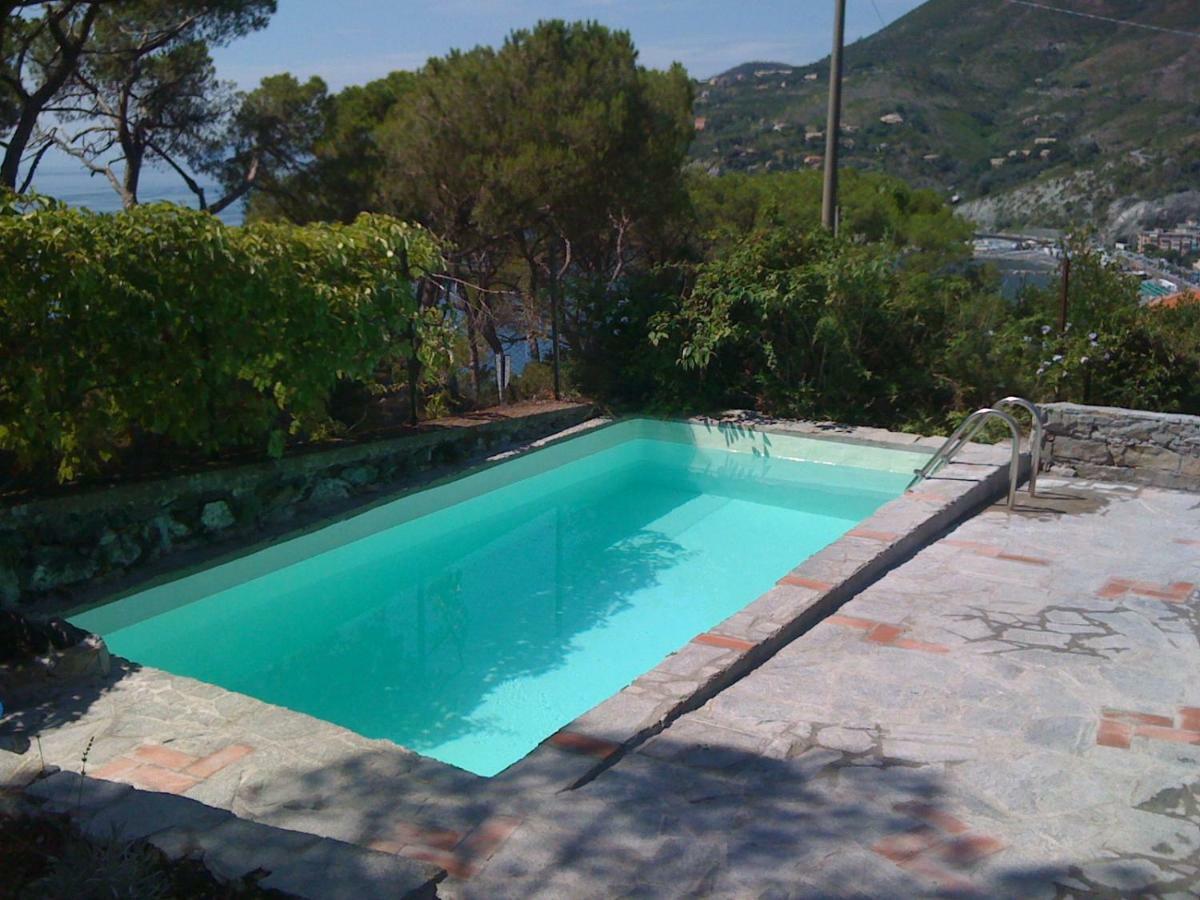 Villa Mesco Леванто Екстериор снимка