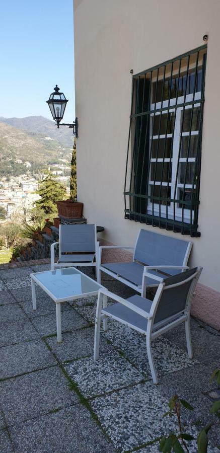 Villa Mesco Леванто Екстериор снимка